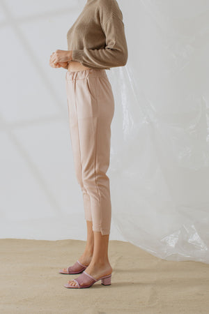 
            
                Load image into Gallery viewer, Nadine Pants in Pink
            
        