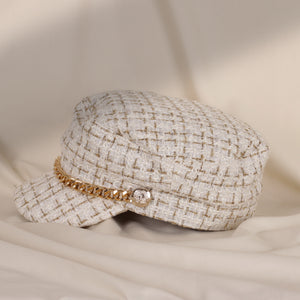 
            
                Load image into Gallery viewer, Sativa White Gold Chain Hat
            
        