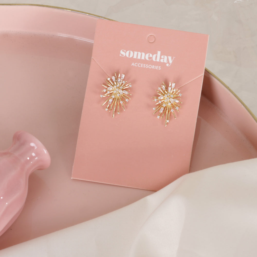 
            
                Load image into Gallery viewer, Gold Starburst Earrings
            
        