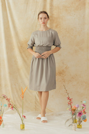 
            
                Load image into Gallery viewer, Lydia Chloe Dress in Grey
            
        