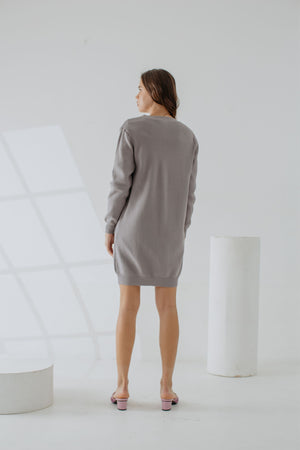 
            
                Load image into Gallery viewer, Quelene Knit Cardigan In Grey
            
        