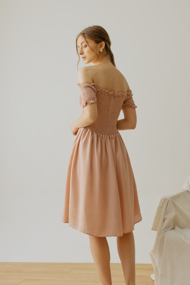 
            
                Load image into Gallery viewer, Maurice Smock Dress Dusty Pink
            
        