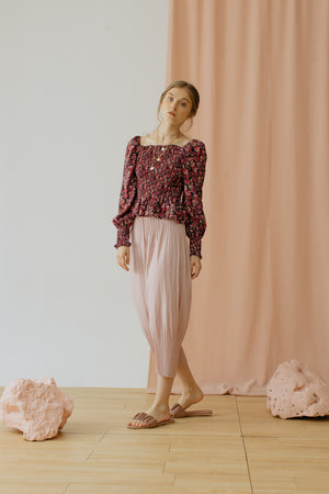
            
                Load image into Gallery viewer, Yvonne Smock Top Pink
            
        