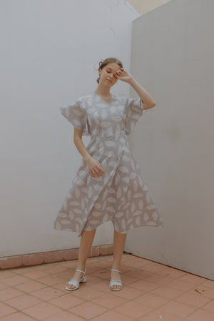 
            
                Load image into Gallery viewer, Liviane Dress
            
        