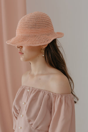 
            
                Load image into Gallery viewer, Rattan Coral Beach Hat
            
        